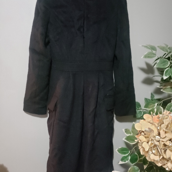 Winter coat - Picture 4 of 7